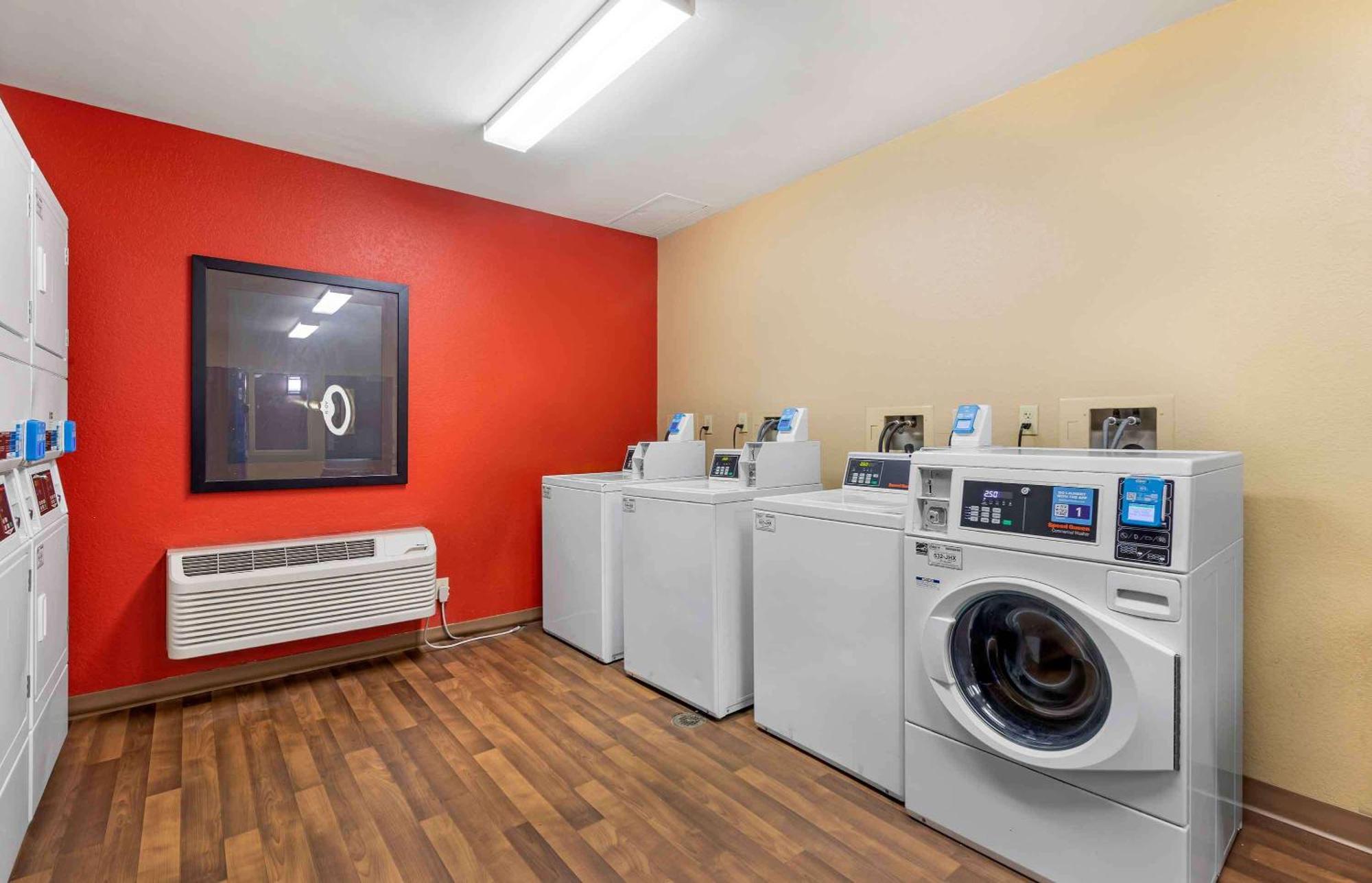 Extended Stay America Suites - Savannah - Midtown Buitenkant foto